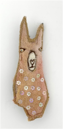 Sequined Alpaca Head Brooch